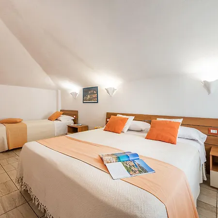 Nocleg ze śniadaniem Bed And Breakfast Dorgali 3*