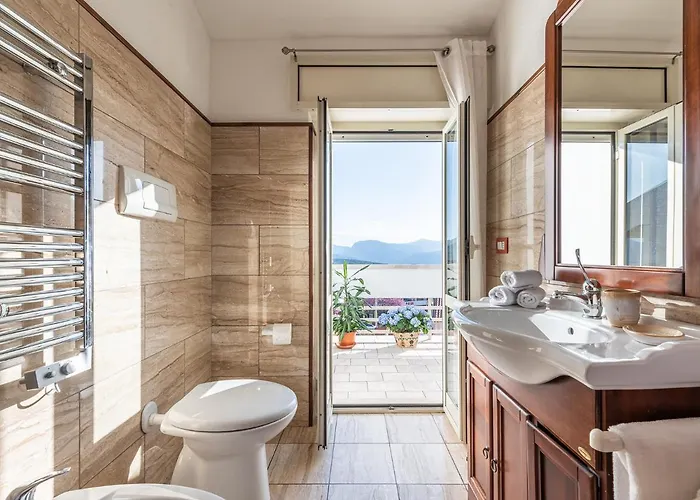 ベッド・アンド・ブレックファスト Bed And Breakfast Dorgali