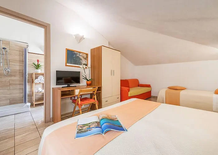 Bed And Breakfast Dorgali ドルガーリ