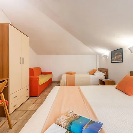 Bed And Breakfast Dorgali 3* دورغالي